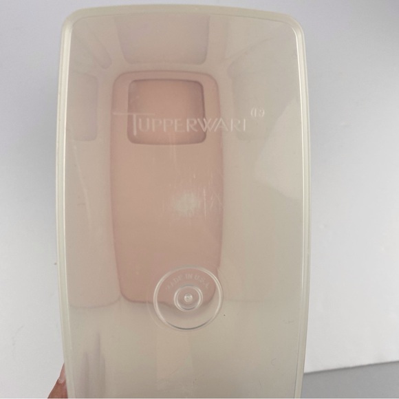 Tupperware Vintage Cereal Keeper 1588-6 Pink Lid Square Flip Top Cannister - Picture 4 of 6